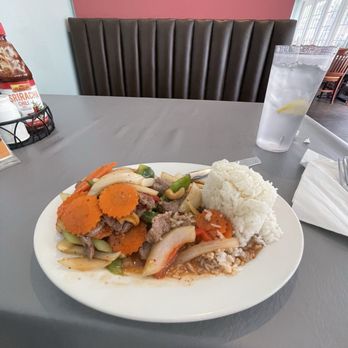Jk Thai Garden and Sushi - Beef cashew - Thai Near Me - Mount Dora, Florida