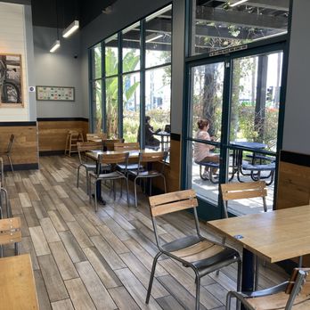 Jersey Mike's Subs - Inside seating and patio dining outside. - Fast Food Near Me - Gardena, California