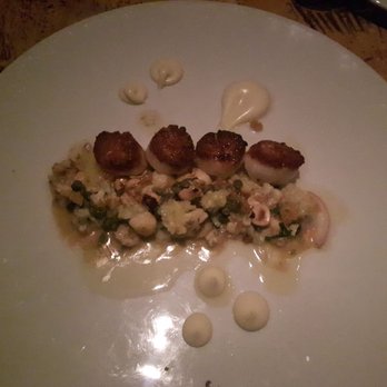 The Glen Tavern - Sea scallops - Gastropubs Near Me - Halton Hills, Ontario