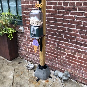Owowcow Creamery - Free dog food! - Ice Cream & Frozen Yogurt Near Me - Easton, Pennsylvania
