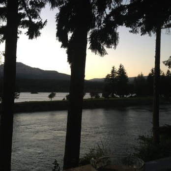 Thunder Island Brewing - Your view while sipping on authentic brew. Try the sampler (four 5oz choices beer or cider) for only $6 with the yelp discount - Breweries Near Me - Cascade Locks, Oregon Thunder Island Brewing - Your view while sipping on authentic brew. Try the sampler (four 5oz choices beer or cider) for only $6 with the yelp discount - Breweries Near Me - Cascade Locks, Oregon