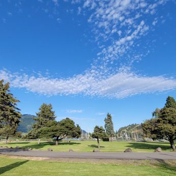Port Marina Park - Park and walking path - Parks Near Me - Hood River, Oregon Port Marina Park - Park and walking path - Parks Near Me - Hood River, Oregon