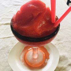 Estrellas Gourmet - Whoa!!!! Strawberry margaritas made with fresh strawberries!!! Yay!!!