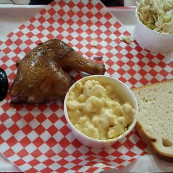 Big B's Texas BBQ - One meat plate with chicken, mac & cheese, coleslaw, and one of two slices of bread. - Barbeque Near Me - Henderson, Nevada Big B's Texas BBQ - One meat plate with chicken, mac & cheese, coleslaw, and one of two slices of bread. - Barbeque Near Me - Henderson, Nevada