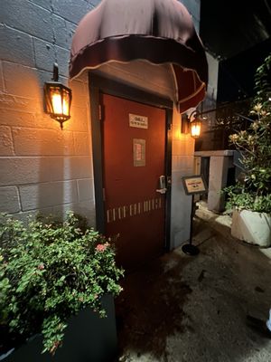 Milonga Room by null