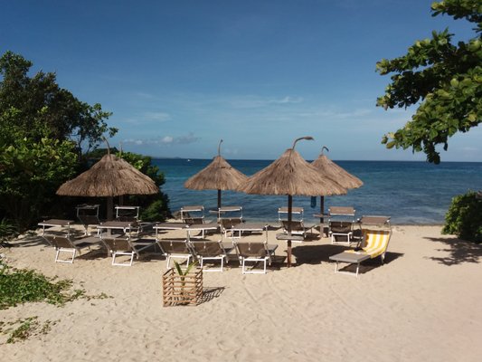 Tepanee Beach Resort by null