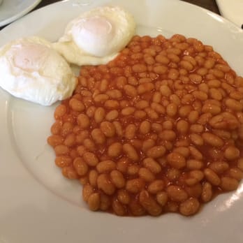 Amigos - Poached Egg and Beans - Coffee & Tea Near Me - Middleton, XGM