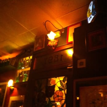 Absenta - Decoración interior - Bars Near Me - Barcelona, B