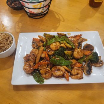 Goji y Agave - Buddah special with Shrimp added and fried rice - Asian Fusion Near Me - Cary, North Carolina Goji y Agave - Buddah special with Shrimp added and fried rice - Asian Fusion Near Me - Cary, North Carolina