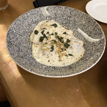 Metropole - New American Near Me - Cincinnati, Ohio