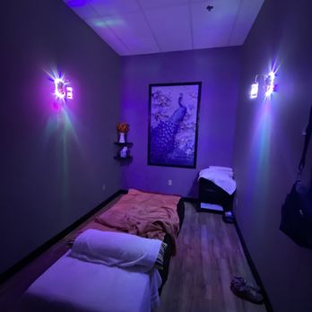 Well Foot Spa - Private room - Reflexology Near Me - Cedar Park, Texas