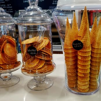 Caffè Gelato Bertini - Cones & wafers - 8/9/2025 - Ice Cream & Frozen Yogurt Near Me - Yarmouth, Massachusetts