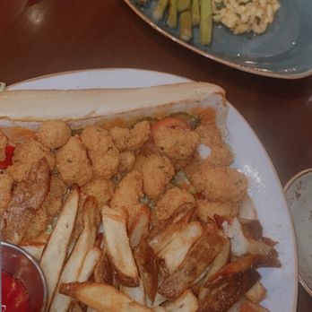 Sea Level NC - That rub on that chicken (ask for extra & the Alabama bbq sauce) the Mac was good too & you can never go wrong with a shrimp po boy! - Seafood Near Me - Charlotte, North Carolina