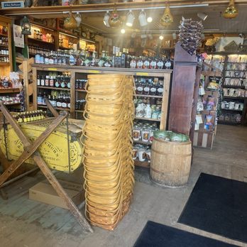 Zeb's General Store - Grocery Near Me - North Conway, New Hampshire