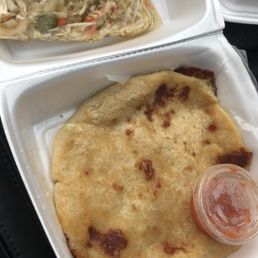 La Pupusa "LOCA" La Pupusa "LOCA"
