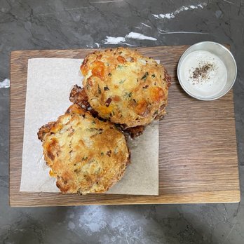Manhattan Beach Post - Bacon Cheddar Buttermilk Biscuits - New American Near Me - Manhattan Beach, California