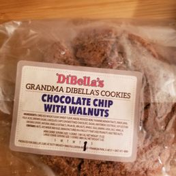 Chocolate chip cookie with walnuts Chocolate chip cookie with walnuts