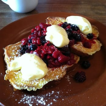 Caffe Mona La Bistro - Berries and cream French toast - Breakfast & Brunch Near Me - Pittsburgh, Pennsylvania