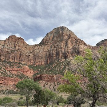 Utah E-Bike Adventures - View from our bikes - Bike Rentals Near Me - Springdale, Utah
