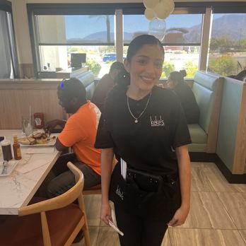 Keke's Breakfast Cafe - The one and only Mareli who is possibly the BEST server in the CV.  ASK TO SIT IN HER SECTION!! - Breakfast & Brunch Near Me - La Quinta, California