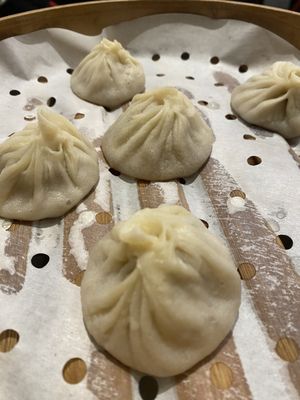 Sammi & Soupe Dumpling by null