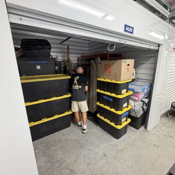 Goldman Movers - Movers Near Me - Sacramento, California Goldman Movers - Movers Near Me - Sacramento, California