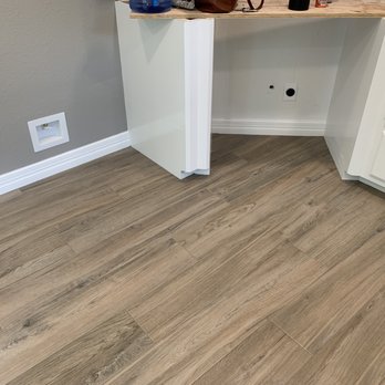 Shalom Contracting - Tile like wood kitchen - Flooring Near Me Shalom Contracting - Tile like wood kitchen - Flooring Near Me