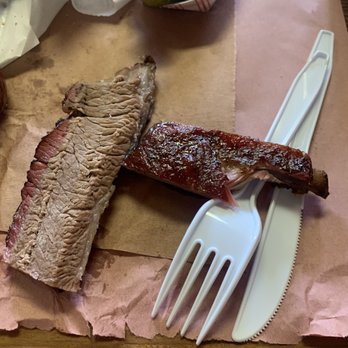 City Market - Brisket and ribs - Barbeque Near Me - Luling, Texas