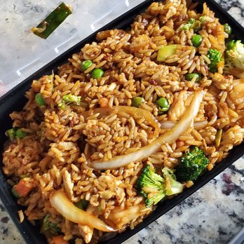Bangkok 96 - Chicken, shrimp and rice - Thai Near Me - Dearborn, Michigan