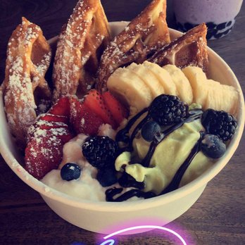 Platform 909 - Delicious waffle! - Coffee & Tea Near Me - Chino Hills, California