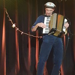 Brakula - Gestern abend "Nagelritz" - "Container Bingo"