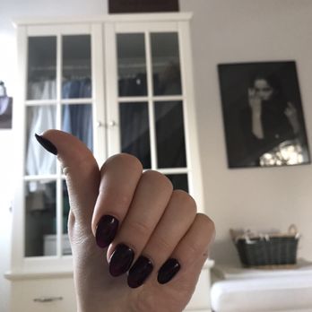Queen Nails - Nr. 51 - Nail Salons Near Me - Berlin, BE