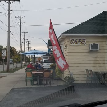 Rainy Days Cafe - Restaurant exterior with outside seating options - Cafes Near Me - Grand Haven, Michigan Rainy Days Cafe - Restaurant exterior with outside seating options - Cafes Near Me - Grand Haven, Michigan