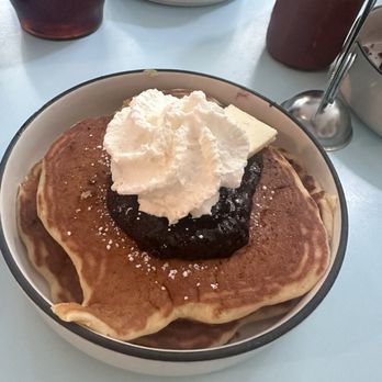 Baby Blues Luncheonette - Blueberries and cream baby cakes - Greek Near Me - Brooklyn, New York Baby Blues Luncheonette - Blueberries and cream baby cakes - Greek Near Me - Brooklyn, New York