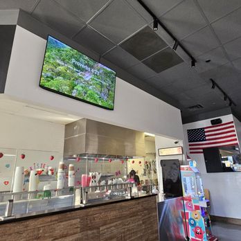 Manantial Restaurante Salvadoreño - Salvadoran Near Me - Lancaster, California Manantial Restaurante Salvadoreño - Salvadoran Near Me - Lancaster, California