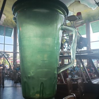 Margaritaville - Myrtle Beach - Giant blender - American Near Me - Myrtle Beach, South Carolina