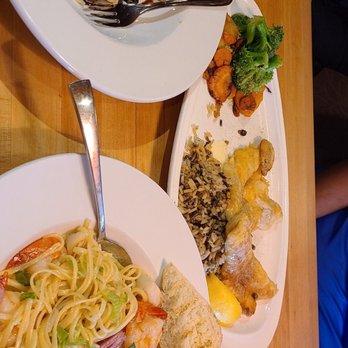 Apache Trout Grill - Seared scallops with risotto, lemon caper pan-fried walleye, seafood pasta - New American Near Me - Traverse City, Michigan