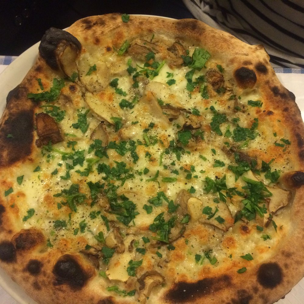 La Bottega Della Pizza - Porcini aka mushrooms - Pizza Near Me - Saint-Gilles, BRU La Bottega Della Pizza - Porcini aka mushrooms - Pizza Near Me - Saint-Gilles, BRU