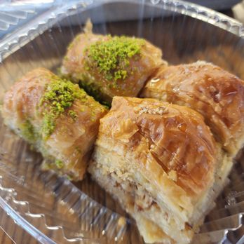 Otto Eats - Baklava - Turkish Near Me - Charlottesville, Virginia