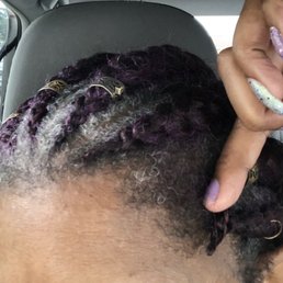 My braid lifted from my scalp after 1 week ! (a total of 2 of my braids lifted like this at the front of my head) My braid lifted from my scalp after 1 week ! (a total of 2 of my braids lifted like this at the front of my head)