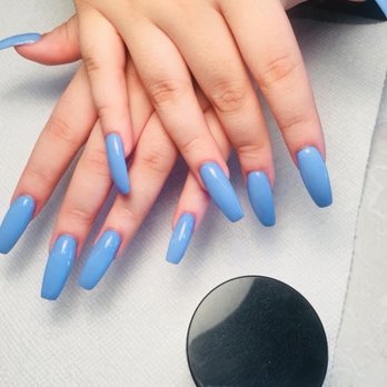 L.A. Nails - Nail Salons Near Me - Beverly, Massachusetts
