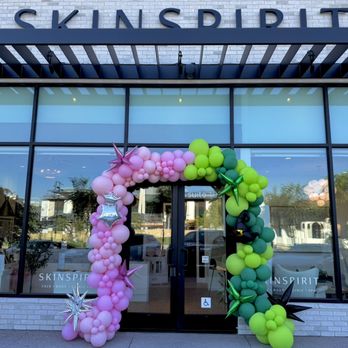 WonderWall AZ - The Wicked themed balloon arch for local med spa in Scottsdale Arizona - Balloon Services Near Me - tempe, Arizona WonderWall AZ - The Wicked themed balloon arch for local med spa in Scottsdale Arizona - Balloon Services Near Me - tempe, Arizona