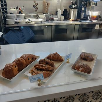 Le Marais Bakery - Coffee & Tea Near Me - Mill Valley, California