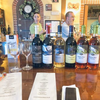 White Mountain Winery - The owners photo bombing my order! - Wineries Near Me - North Conway, New Hampshire White Mountain Winery - The owners photo bombing my order! - Wineries Near Me - North Conway, New Hampshire