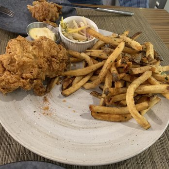 Terre Rouge - Butter fried chicken plate - French Near Me - Markham, Ontario