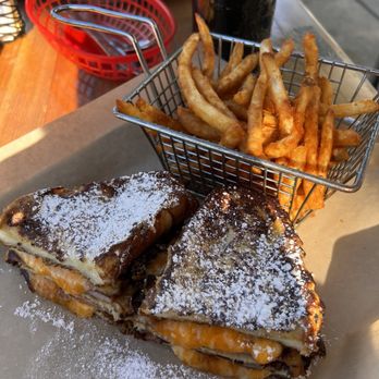 Night & Day Cafe - Night & Day Monte Cristo Sandwich - Beer Bar Near Me - Coronado, California
