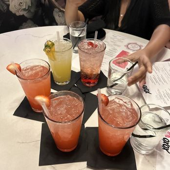 XOXO Dining Room - Drinks - New American Near Me - Dallas, Texas XOXO Dining Room - Drinks - New American Near Me - Dallas, Texas
