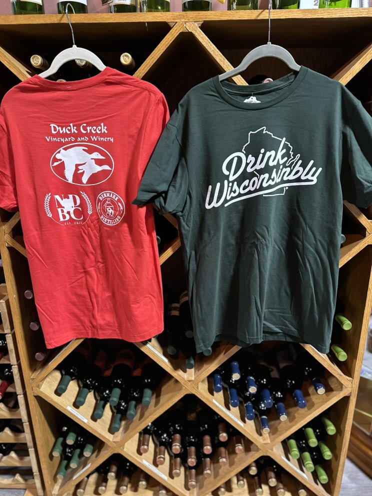 Duck Creek Vineyard and Winery Logo