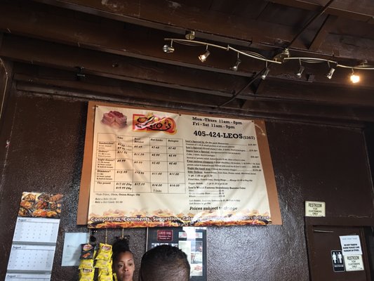 Leo's BBQ by null