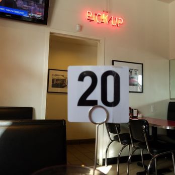 Hunky's - Grabbing some last minute grub! - Burgers Near Me - Dallas, Texas Hunky's - Grabbing some last minute grub! - Burgers Near Me - Dallas, Texas